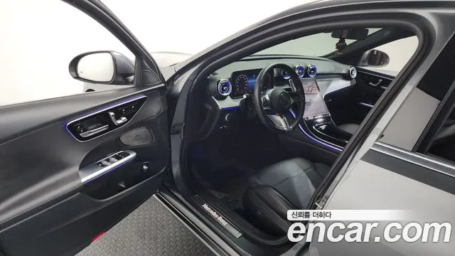 Mercedes-Benz C-Class 2022 — фото 12