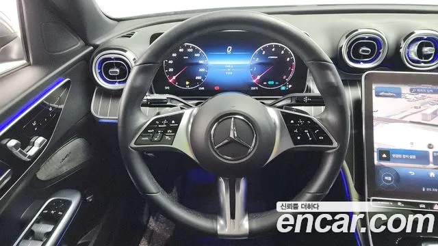 Mercedes-Benz C-Class 2022 — фото 18