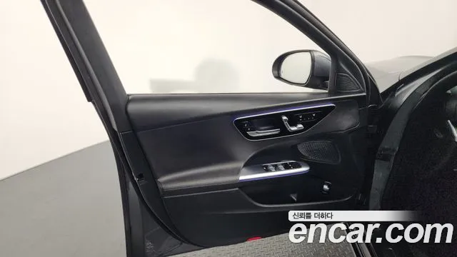 Mercedes-Benz C-Class 2022 — фото 13