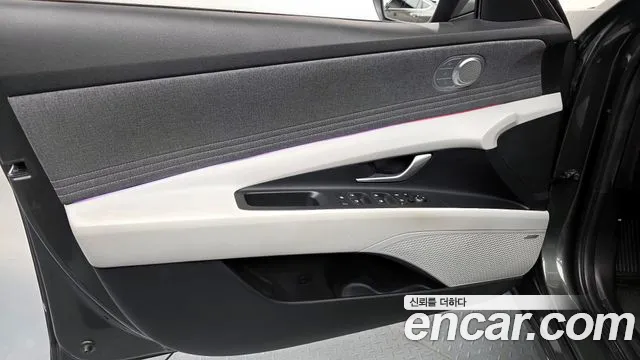 Hyundai AVANTE 2023 — фото 14