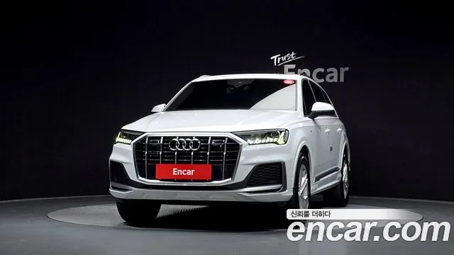 Audi Q7 2021 — фото 3