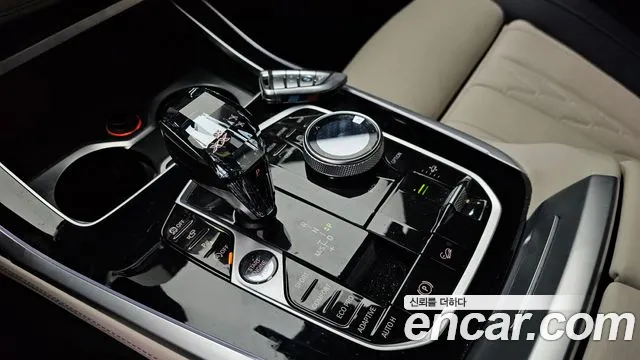 BMW X7 2022 — фото 12