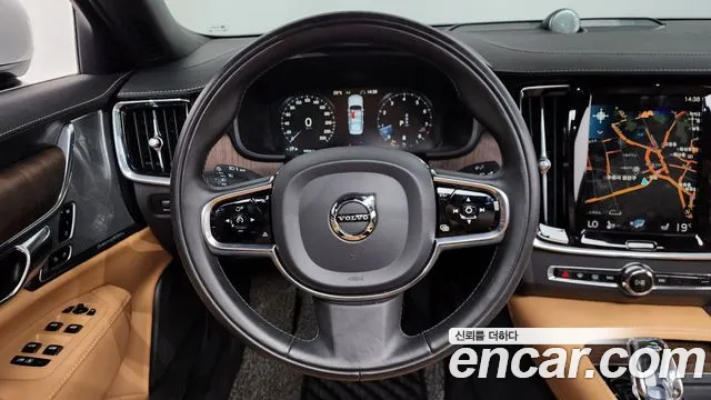 Volvo S90 2021 — фото 13
