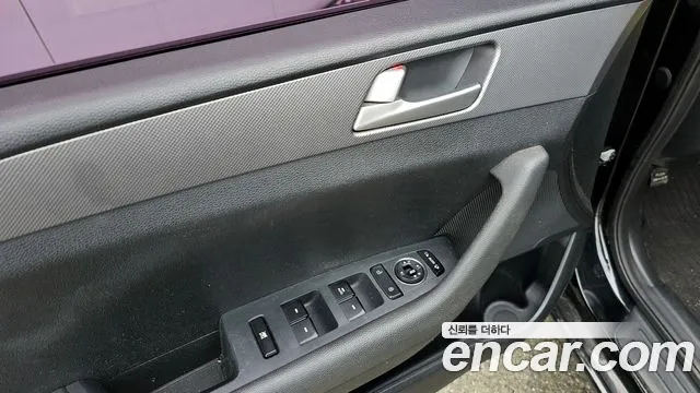 Hyundai Sonata 2016 — фото 18