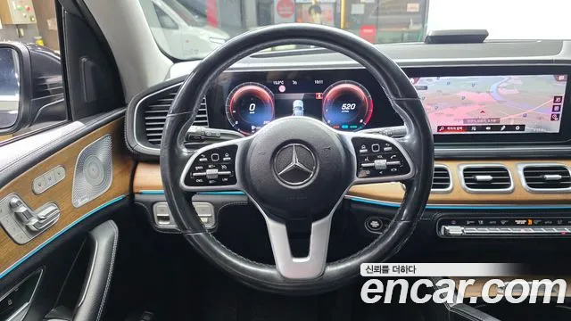 Mercedes-Benz GLE-Class 2019 — фото 13