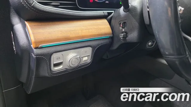 Mercedes-Benz GLE-Class 2019 — фото 15