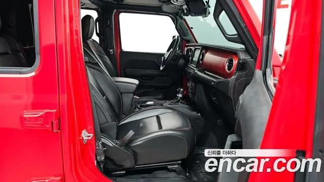 Jeep Gladiator 2021 — фото 17