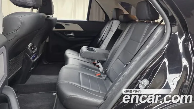 Mercedes-Benz GLE-Class 2020 — фото 18