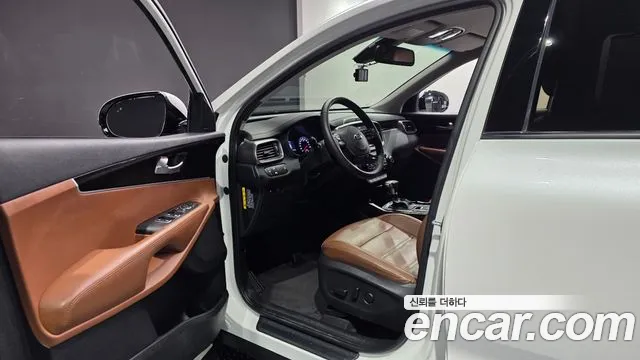 Kia Sorento 2018 — фото 10
