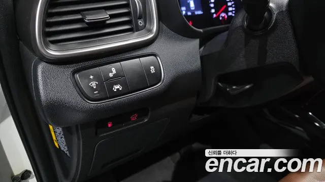 Kia Sorento 2018 — фото 18
