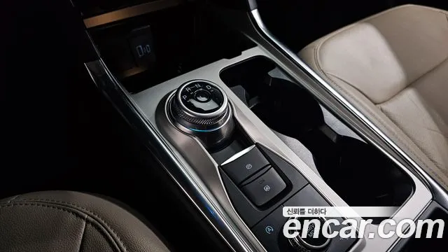 Ford Explorer 2022 — фото 12