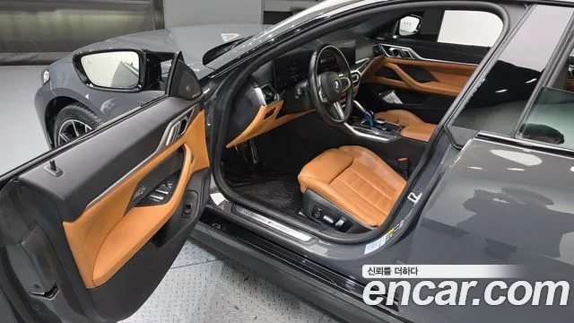 BMW i4 2023 — фото 13