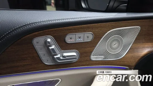 Mercedes-Benz GLS-Class 2021 — фото 18