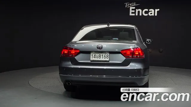 Volkswagen Passat 2015 — фото 4