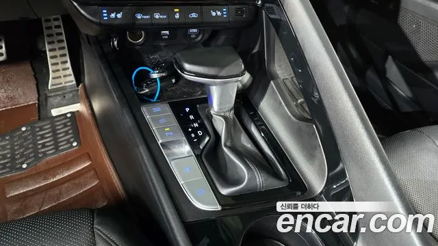 Hyundai AVANTE 2021 — фото 12