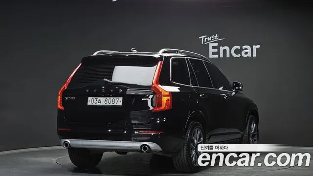 Volvo XC90 2018 — фото 2