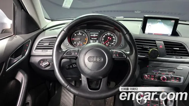 Audi Q3 2015 — фото 13