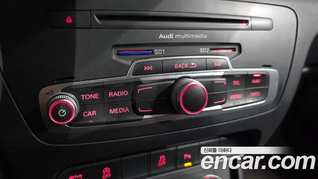 Audi Q3 2015 — фото 17