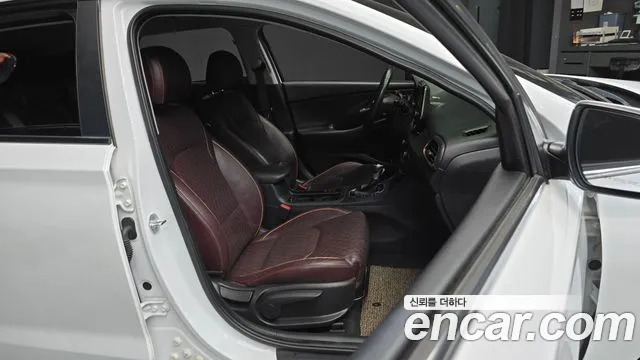 Hyundai i30 2018 — фото 12