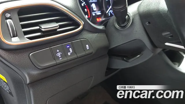 Hyundai i30 2018 — фото 15