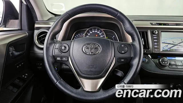 Toyota RAV4 2014 — фото 13