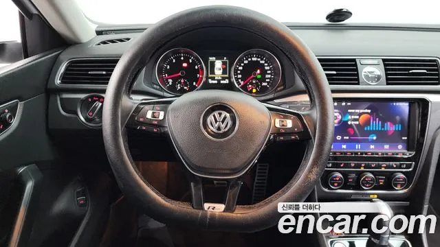 Volkswagen Passat 2016 — фото 12