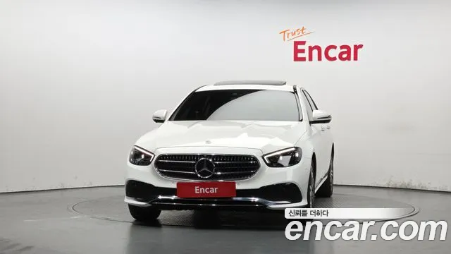 Mercedes-Benz E-Class 2021 — фото 3