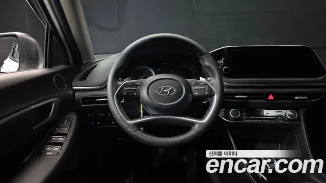 Hyundai Sonata 2021 — фото 13