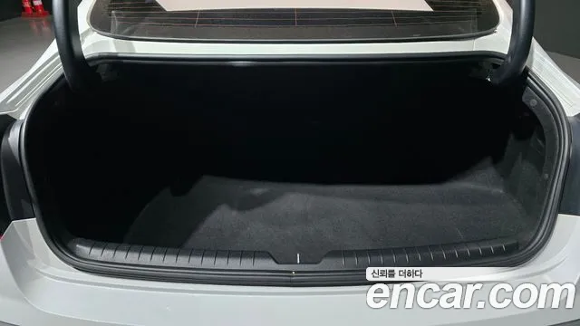 Hyundai Sonata 2021 — фото 20