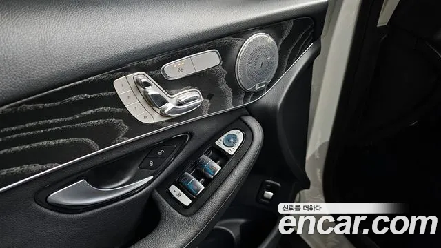 Mercedes-Benz GLC-Class 2019 — фото 13