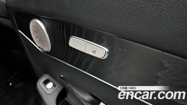 Mercedes-Benz GLC-Class 2019 — фото 19