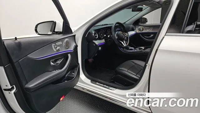 Mercedes-Benz E-Class 2019 — фото 10