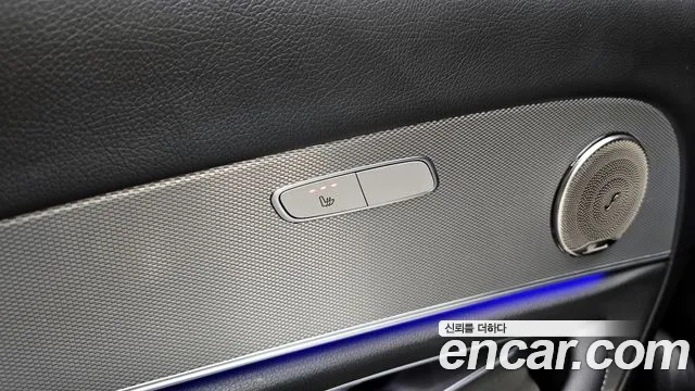 Mercedes-Benz E-Class 2019 — фото 16