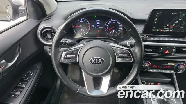 Kia K3 2019 — фото 14