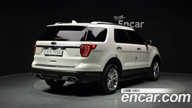 Ford Explorer 2019 — фото 2