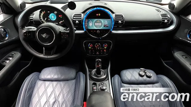 Mini Clubman 2023 — фото 10