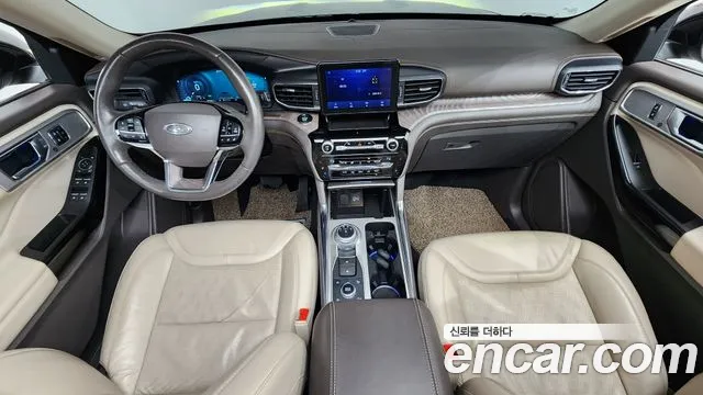 Ford Explorer 2021 — фото 10