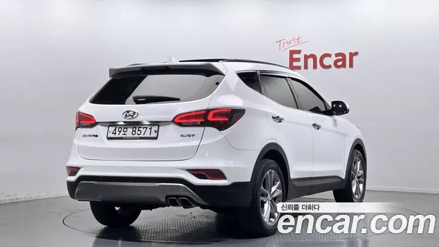 Hyundai Santafe 2017 — фото 2
