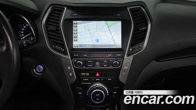 Hyundai Santafe 2017 — фото 15
