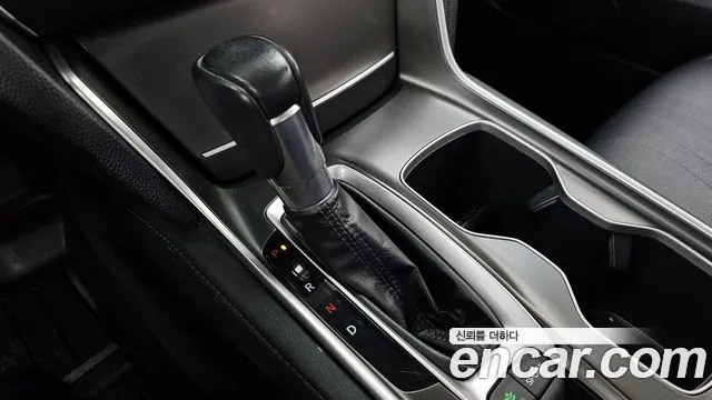 Honda Accord 2018 — фото 9
