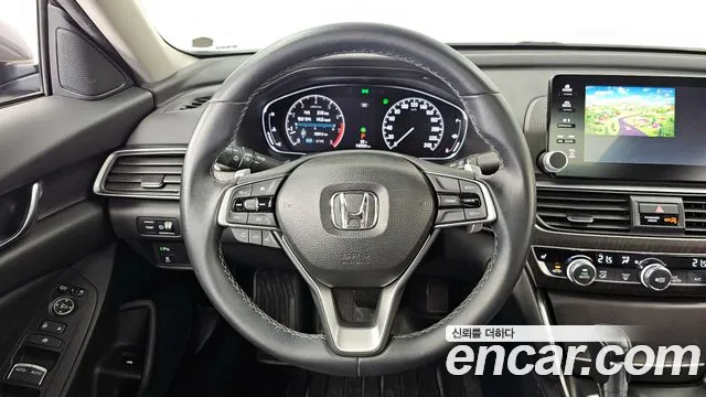 Honda Accord 2018 — фото 13