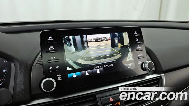 Honda Accord 2018 — фото 15