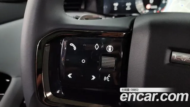 Land Rover Range Rover Evoque 2025 — фото 16