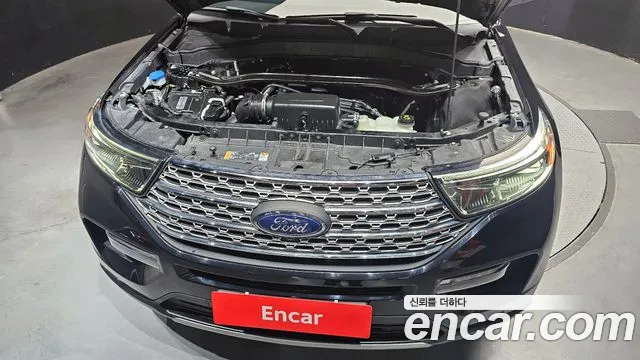 Ford Explorer 2020 — фото 6