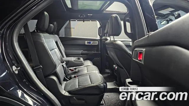 Ford Explorer 2020 — фото 18