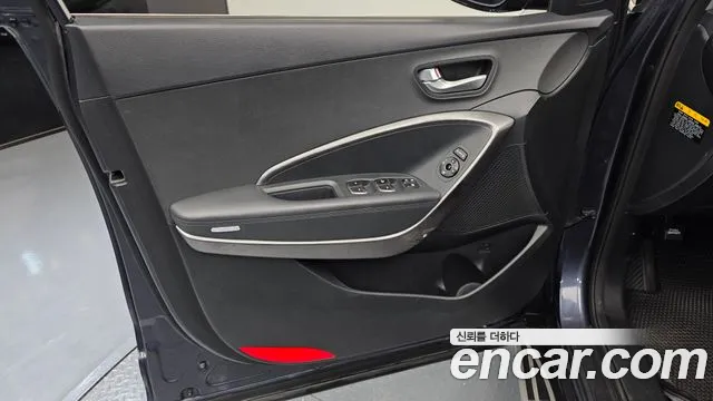 Hyundai Santafe 2016 — фото 14