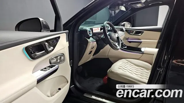 Mercedes-Benz GLC-Class 2025 — фото 13