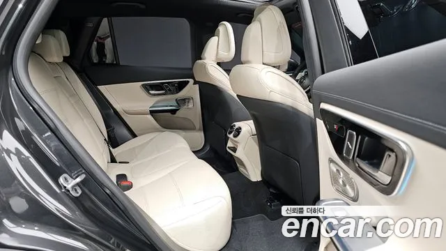 Mercedes-Benz GLC-Class 2025 — фото 18