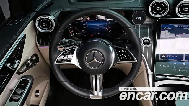 Mercedes-Benz GLC-Class 2025 — фото 19