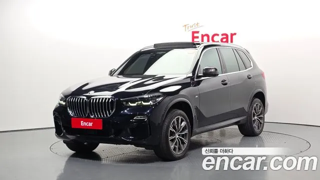 BMW X5 2021 — фото 1